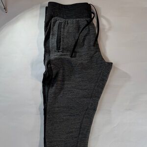 Lululemon Grey sweatpants size 8-10
